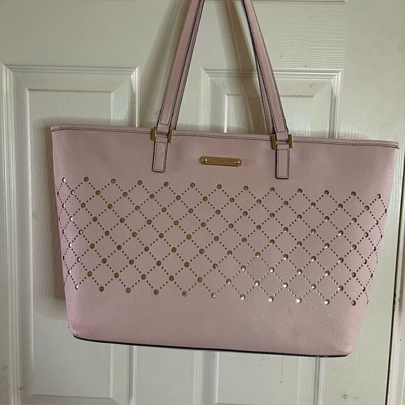 Michael Kors  Carry all tote leather Blossom Pink perforated gold tone laid over - Picture 3 of 16